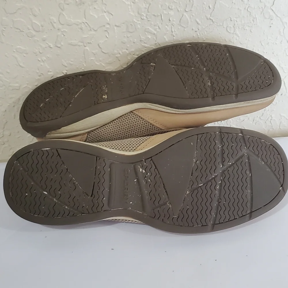 Sperry leather tan